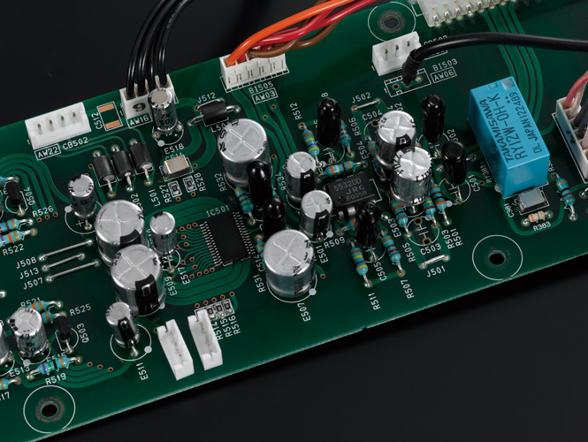 Fully fledged phono amplifier circuit