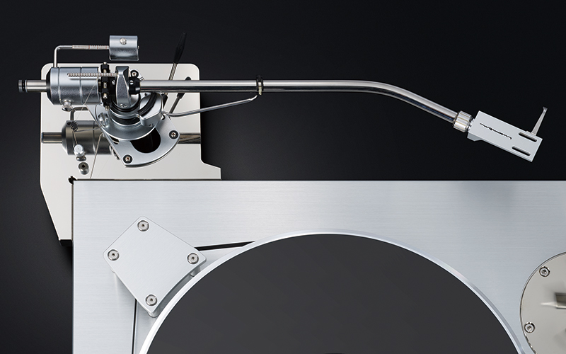 Abundant options for tonearm mounting